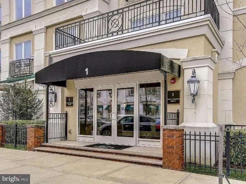 Property Photo:  1 N Commerce Square 301  NJ 08691 