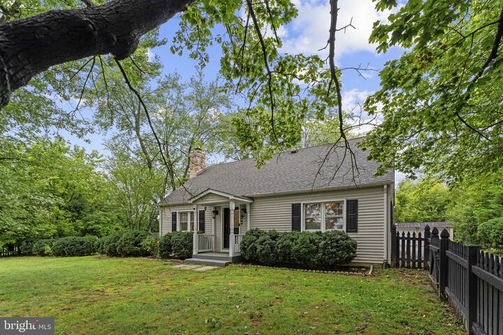 Property Photo: 130 NE Fort Evans Road NE VA 20176