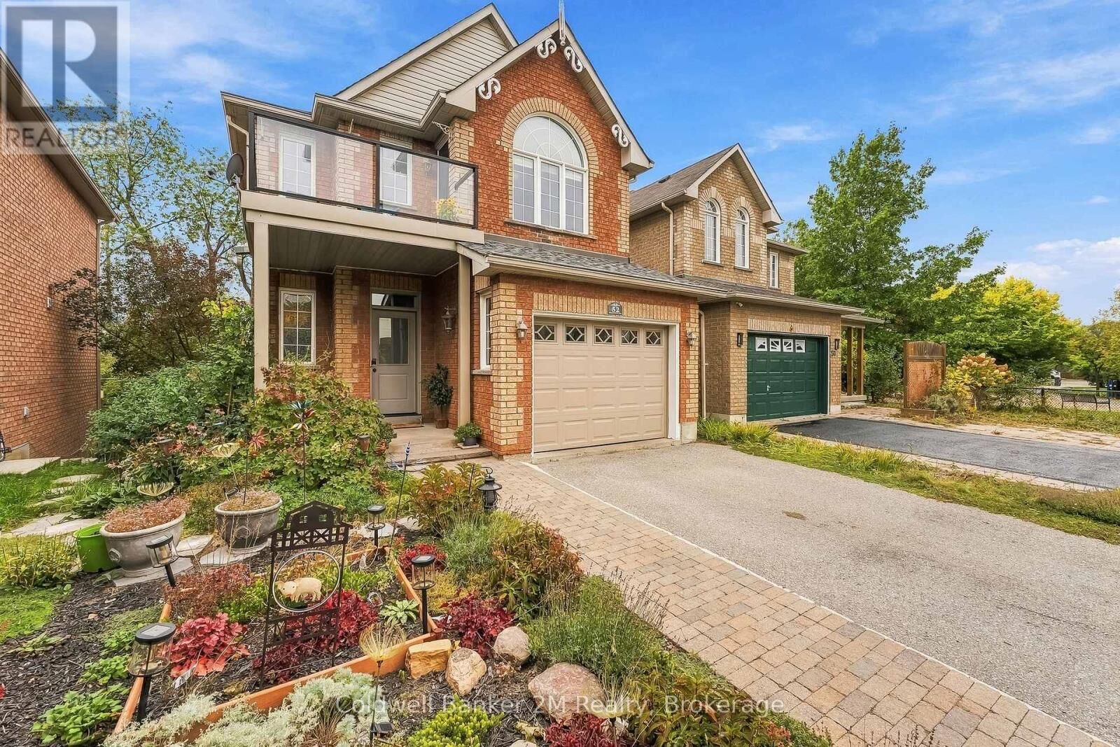 Property Photo:  52 Marjoram Drive  ON L1S 7P3 