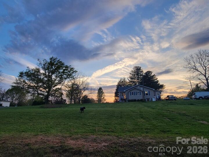 Property Photo: 923 Green Creek Drive NC 28722