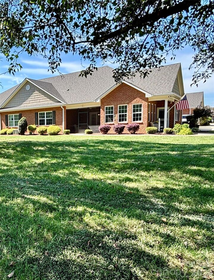 Property Photo: 8242 Symphony Court 58 NC 28037