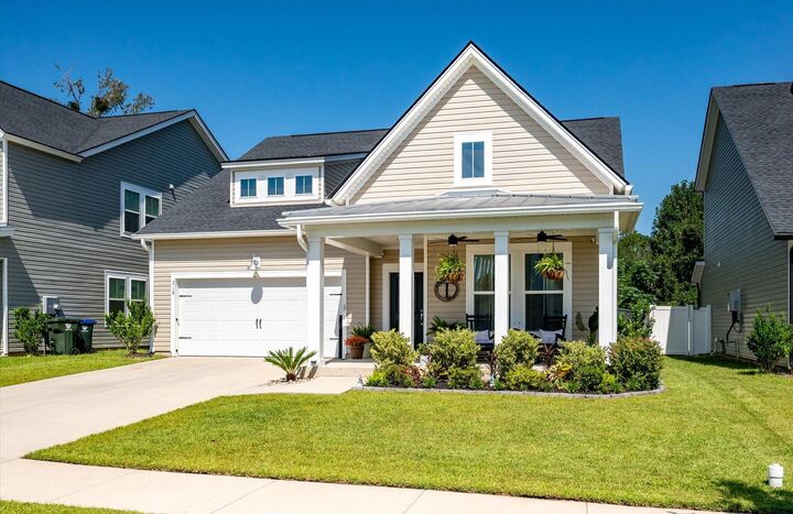 Property Photo:  218 Red Bluff Street  SC 29483 
