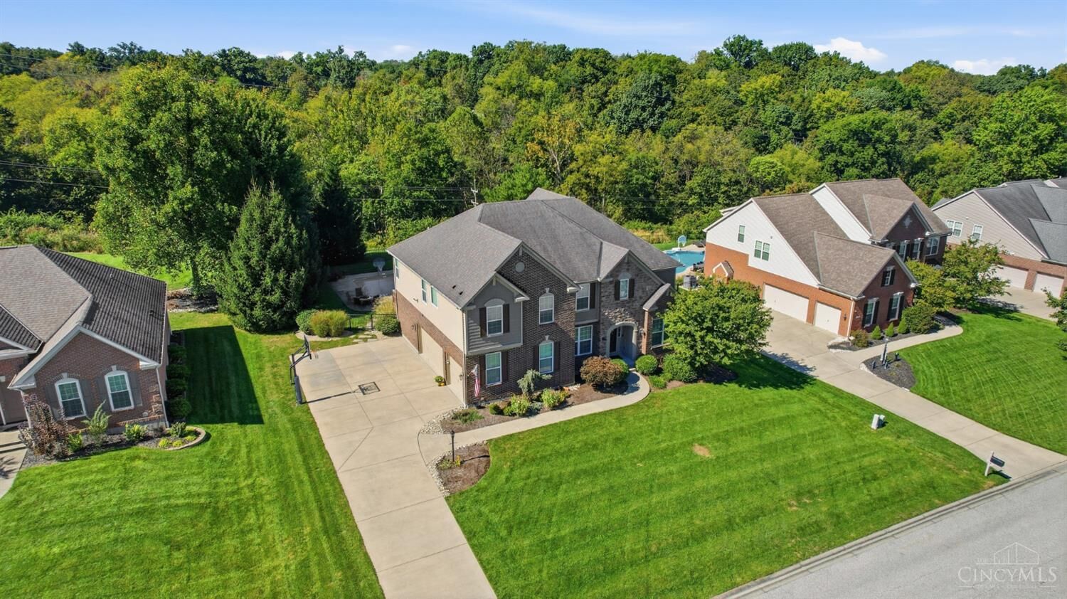 Property Photo: 5139 Chukker Point Lane OH 45244
