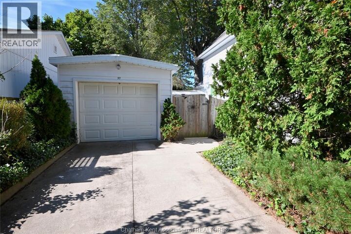 Property Photo:  57 Erie Street South  ON N0P 2C0 