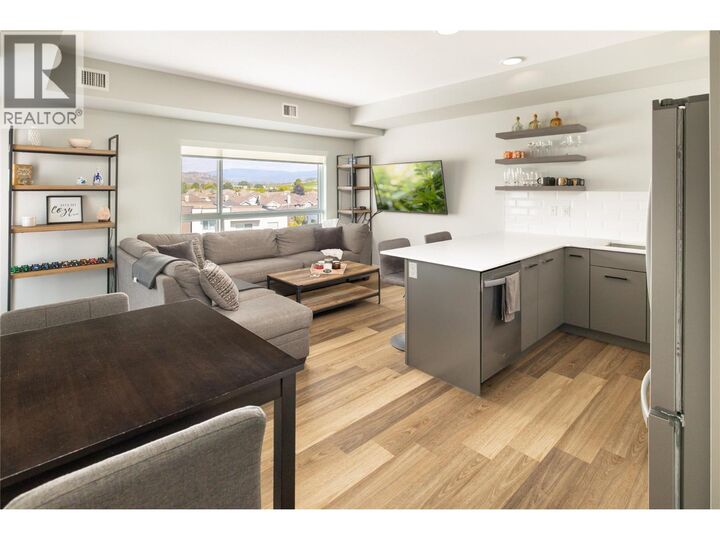 Property Photo:  722 Valley Road 402  BC V1V 0E2 