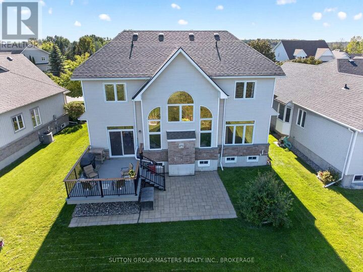 Property Photo:  43 Country Club Drive  ON K0H 1G0 