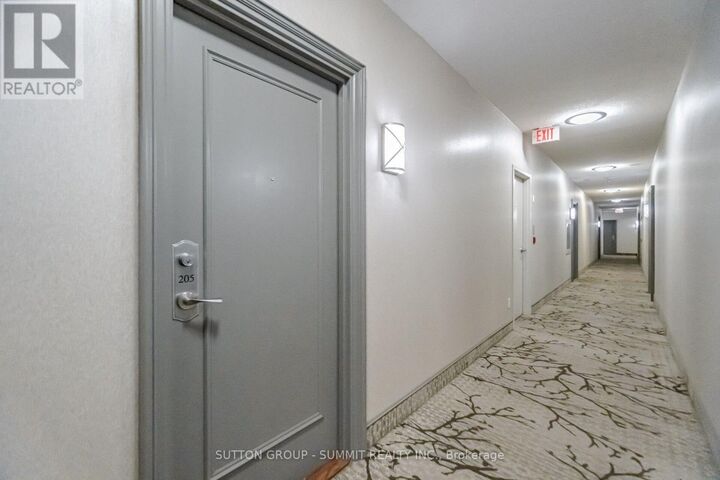 Property Photo: 455 Rosewell Avenue 205 ON M4R 2H9