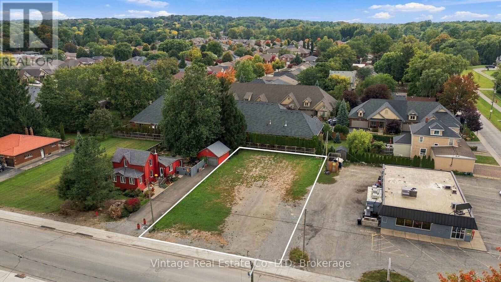Property Photo:  690 Quaker Road  ON L3C 3H4 