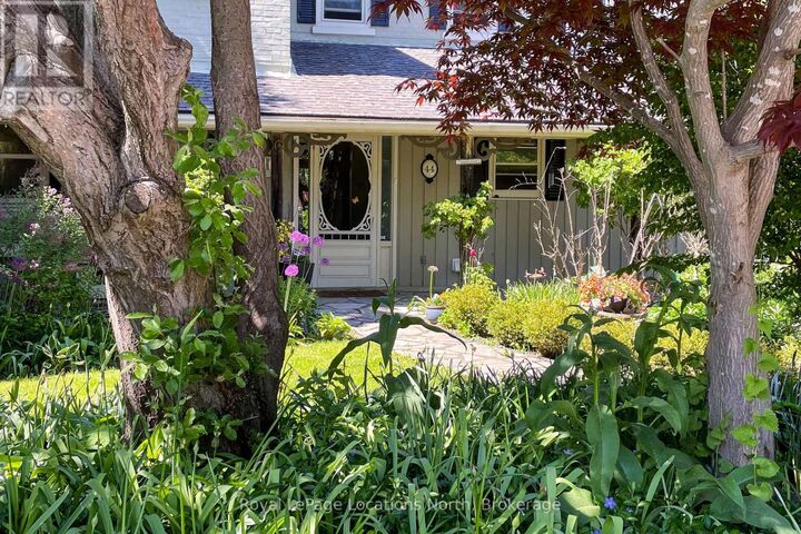 Property Photo: 44 Parkview Avenue ON N4L 1E5