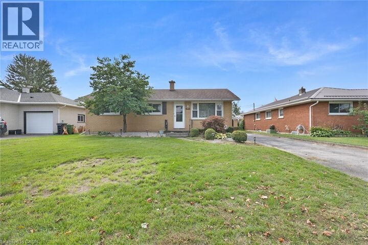 Property Photo: 128 First Avenue ON N4B 1G3