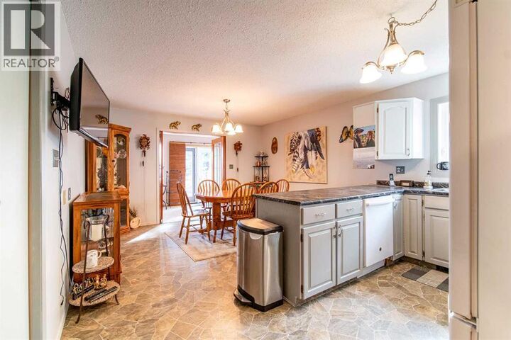 Property Photo:  553 22 Street  AB T9W 1H9 