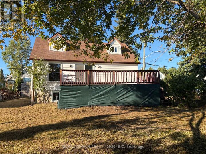 Property Photo: 1327 Leroux Avenue ON P0K 1G0