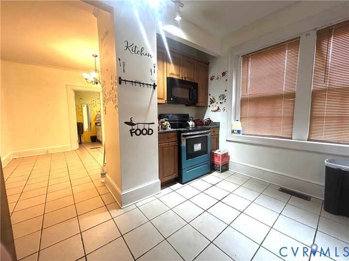 Property Photo: 402 Battery Avenue VA 23847