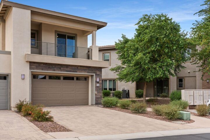 Property Photo:  1204 Retreat Circle  CA 92260 