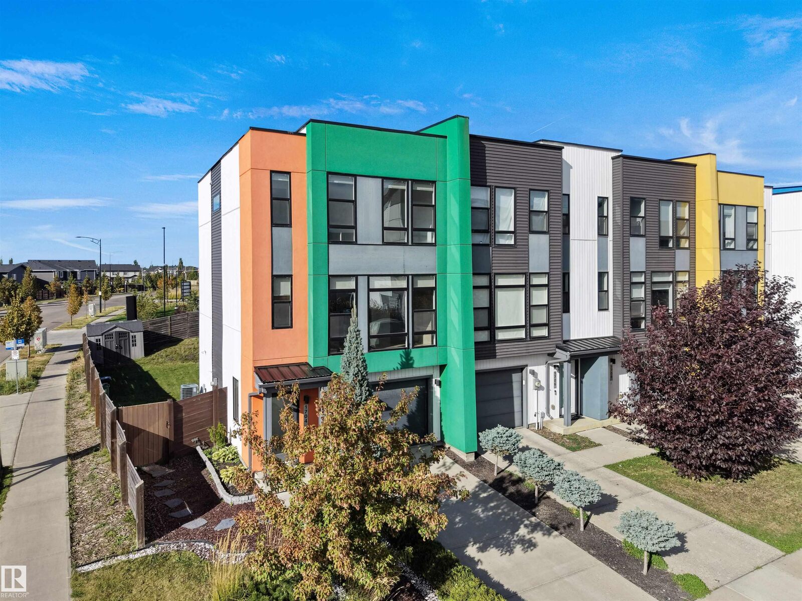 Photo de la propriété:  1704 Keene Crescent SW  AB T6W 3W3 