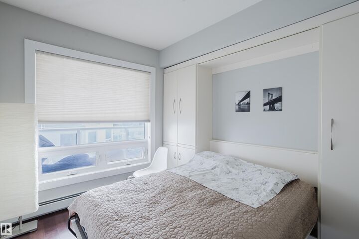 Property Photo:  10152 104 Street NW 2704  AB T5J 0B6 