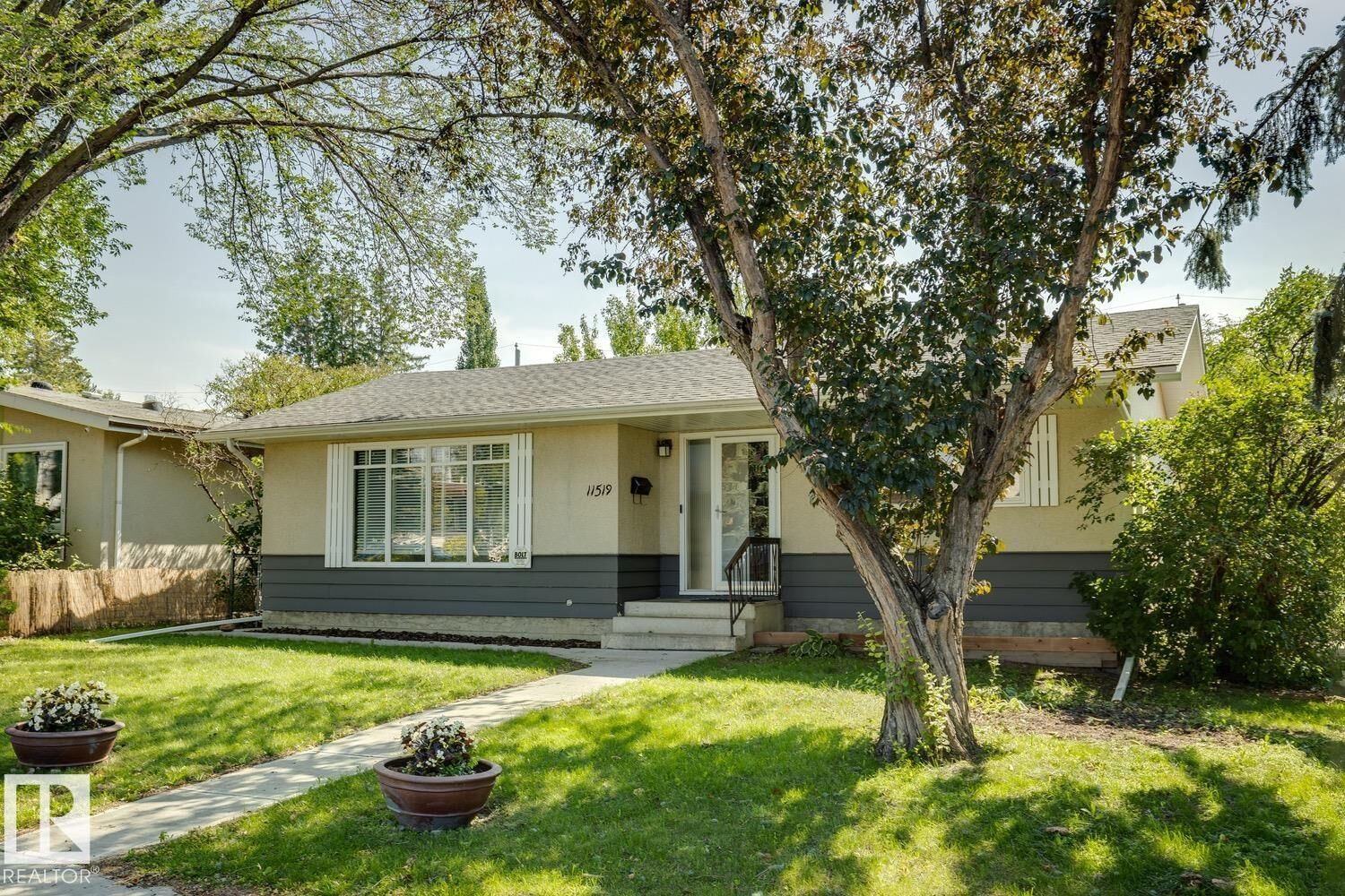 Property Photo: 11519 42 Avenue NW AB T6J 0W4