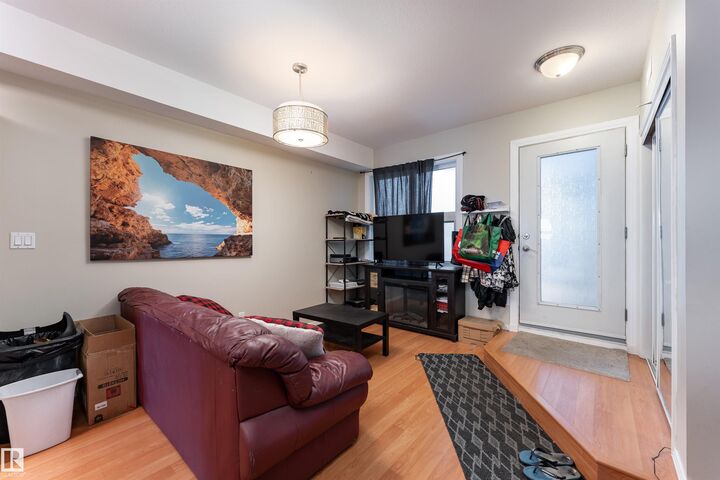 Property Photo:  11933 106 Avenue NW 104  AB T5H 0S2 