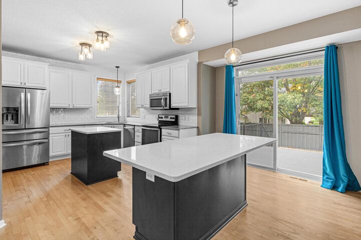 Property Photo:  18194 87th Avenue N  MN 55311 
