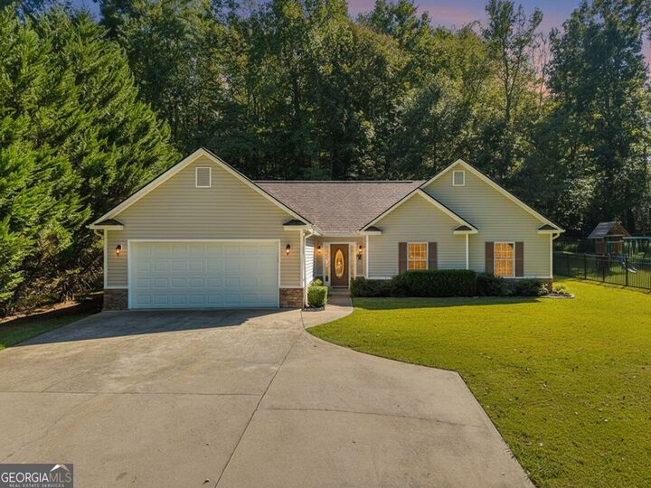 Property Photo:  52 Blakes Lane  GA 30175 