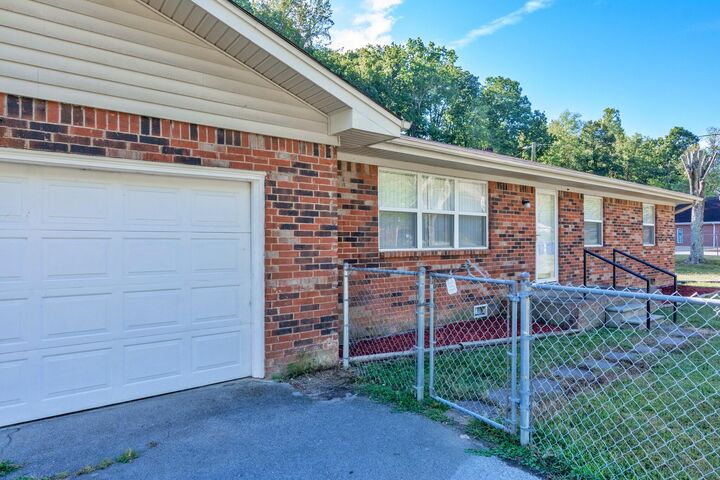 Property Photo:  718 Lullwater Road  TN 37415 