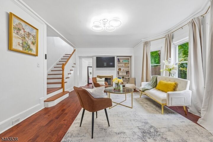 Property Photo:  20 Ridgeview Ave  NJ 07052 