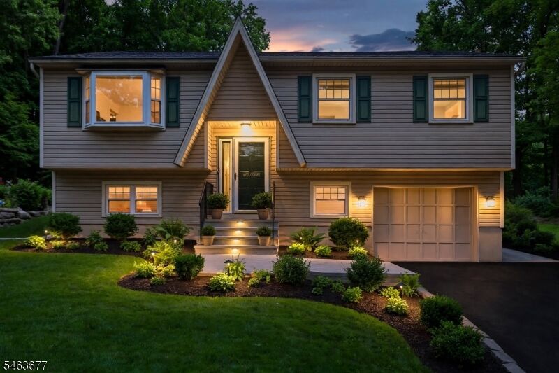 Property Photo:  89 Tomahawk Trl  NJ 07871 