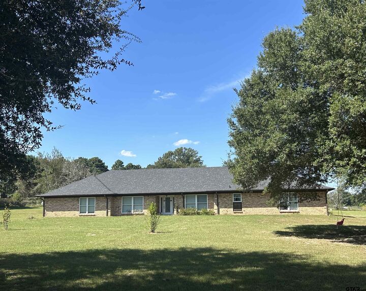 Property Photo:  2201 Ridgley Drive  TX 75762 