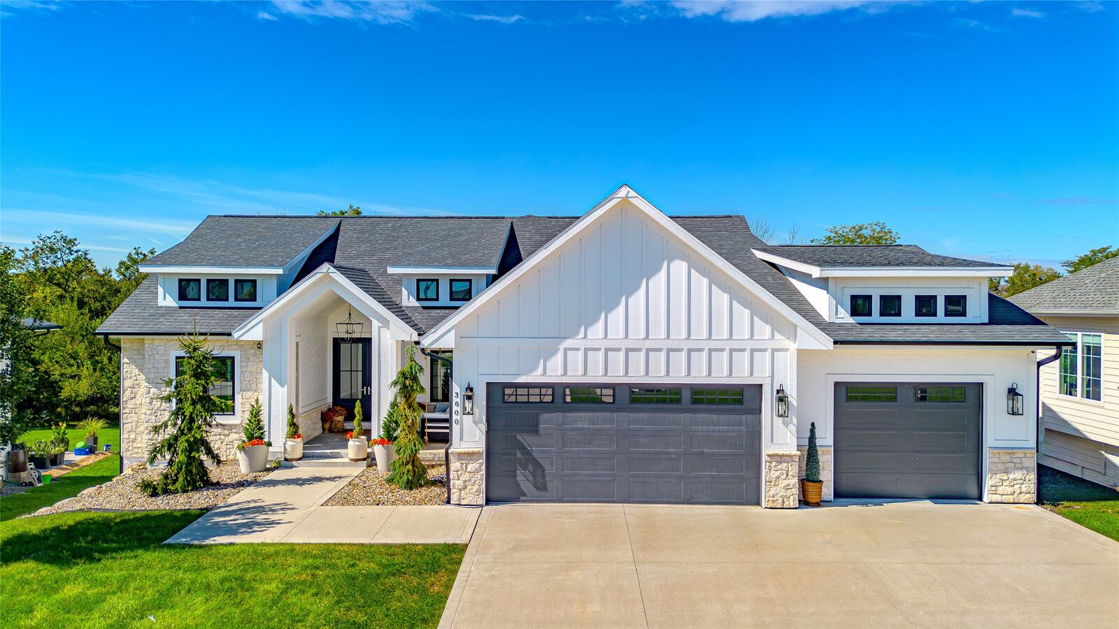 Property Photo:  3600 NW 178th Court  IA 50325 