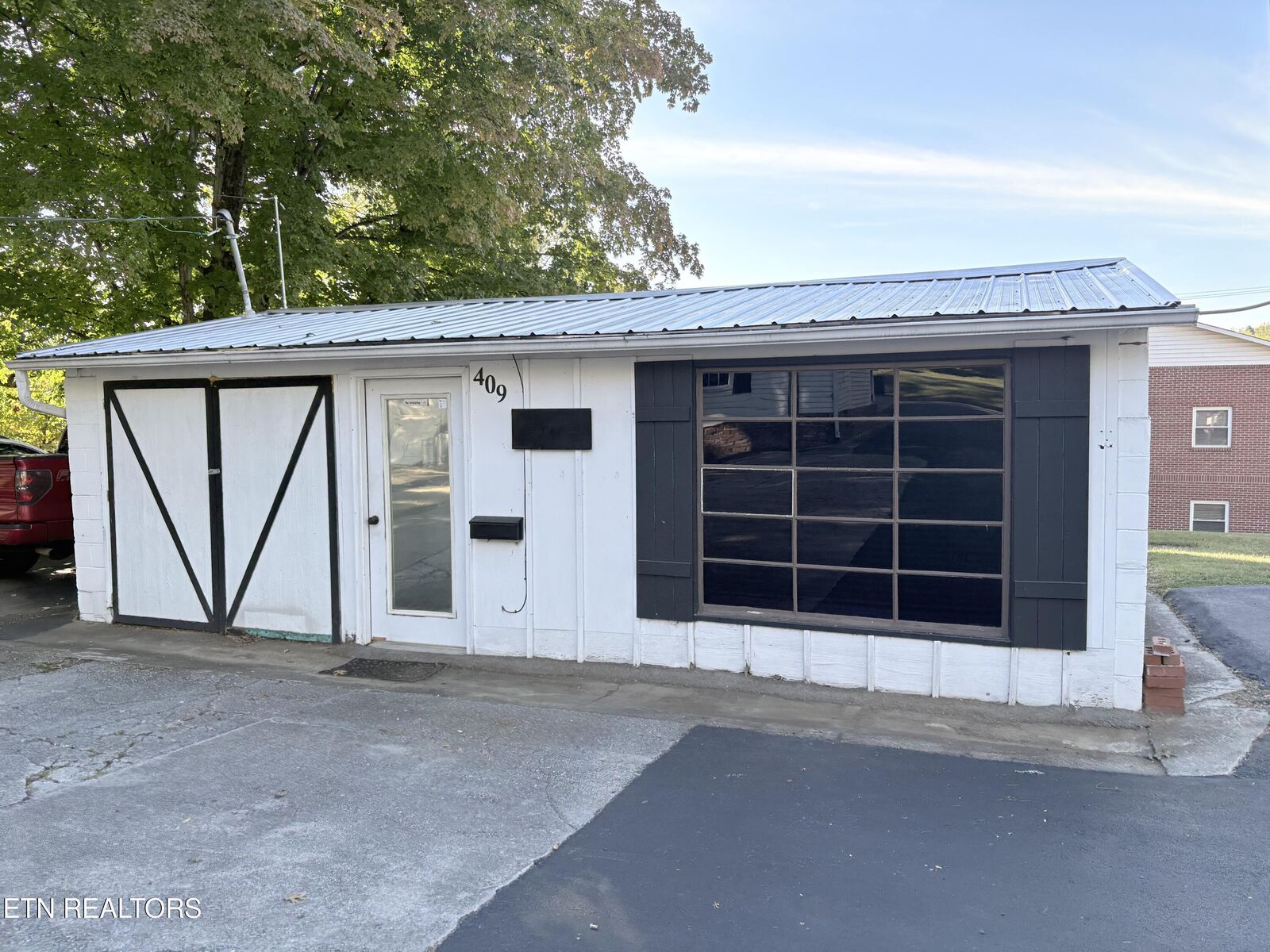 Property Photo:  409 N 3rd St  TN 37763 