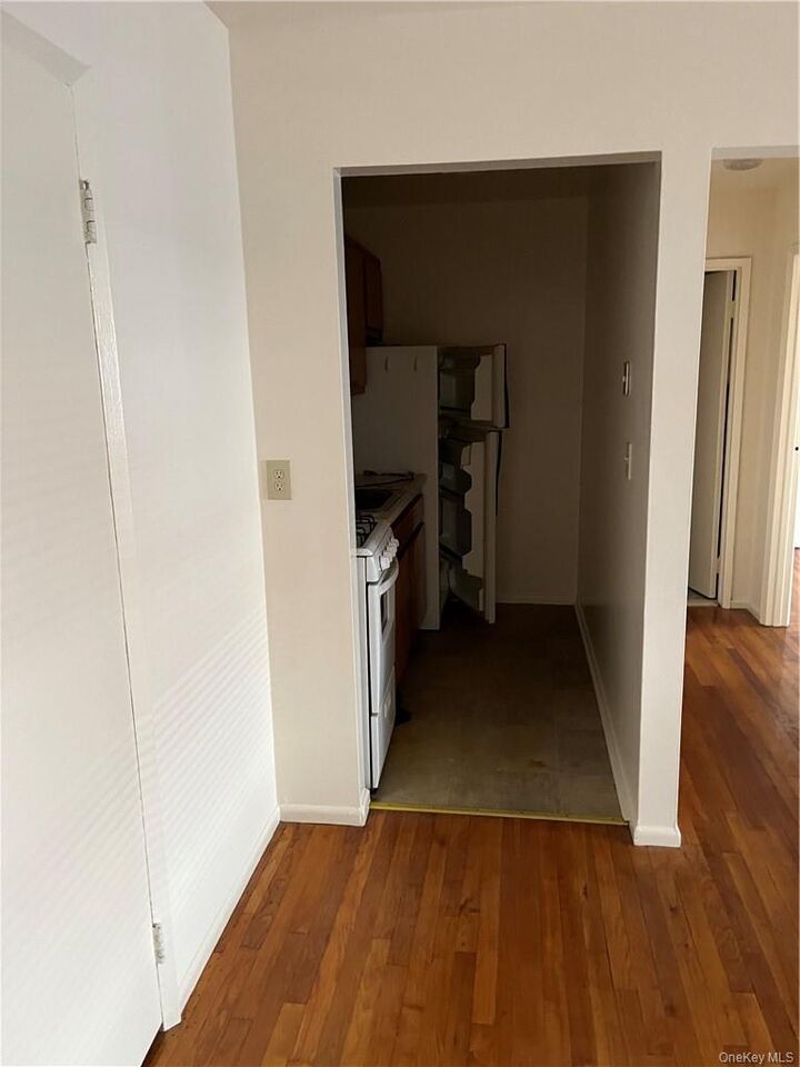 Property Photo:  99 N Middletown Road F  NY 10965 