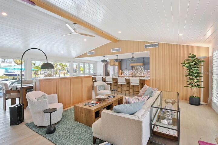 Property Photo:  605 Concord Lane  FL 34217 