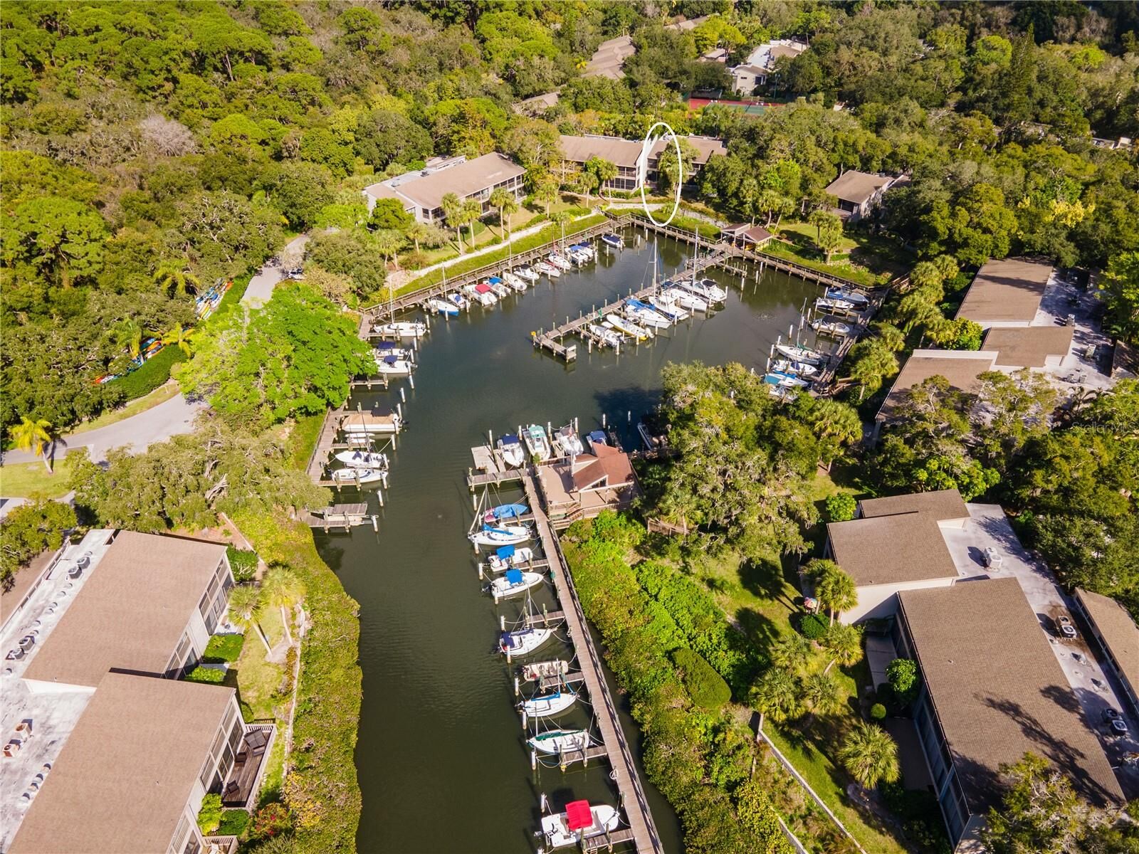 Property Photo: 1702 Glenhouse Drive 308 FL 34231