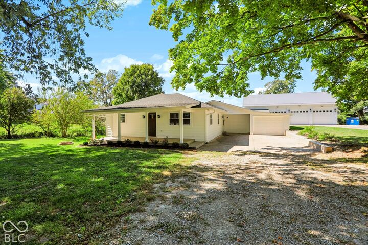 Property Photo:  3384 Mullinix  IN 46143 