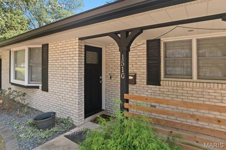 Property Photo: 1510 Lindenthal Avenue IL 62249
