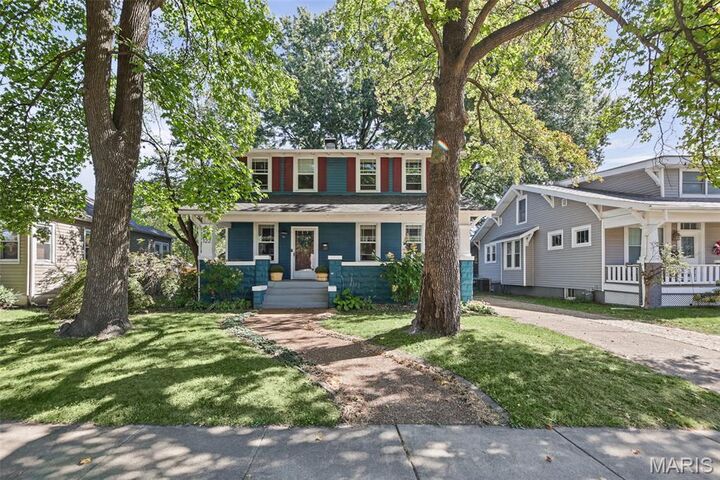 Property Photo:  122 Courtland Place  IL 62234 
