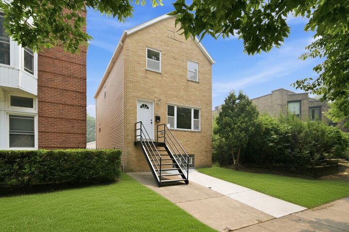 Property Photo:  3343 S Michigan Avenue  IL 60616 