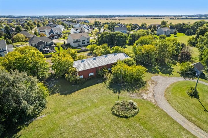 Property Photo:  870 Simons Road  IL 60543 