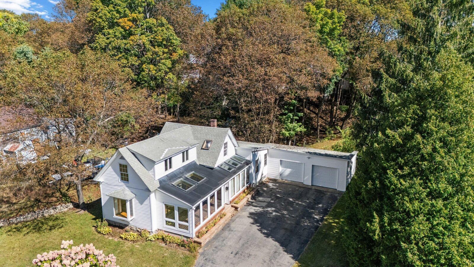 Property Photo:  24 State Street  ME 04073 