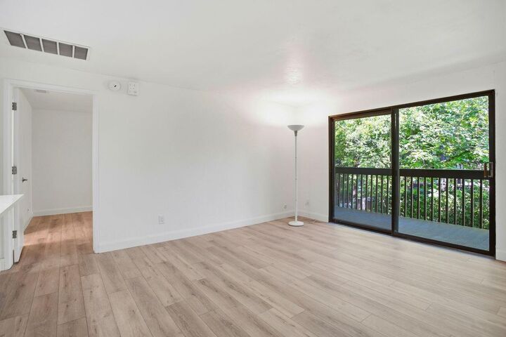 Property Photo: 947 Fulton Avenue 522 CA 95825