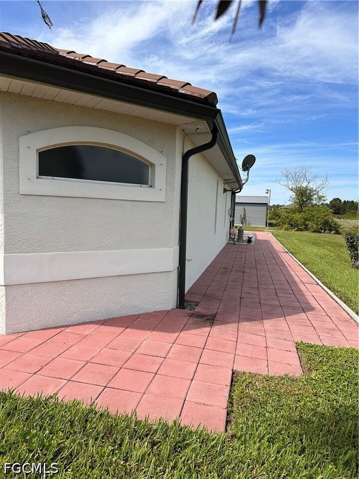 Property Photo:  1717 Abbott Avenue  FL 33972 