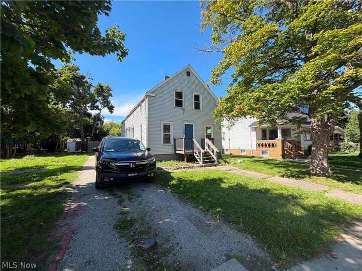 Property Photo:  1288 E 168th Street  OH 44110 