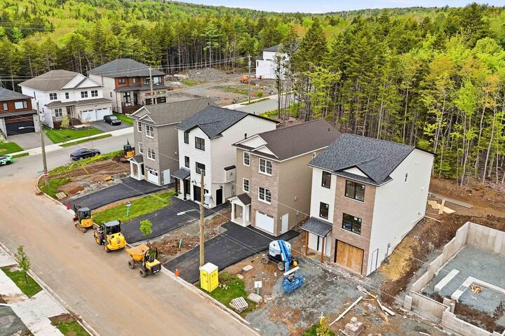 Property Photo:  Gar-4 16 Garvey Court  NS B4B 2V6 
