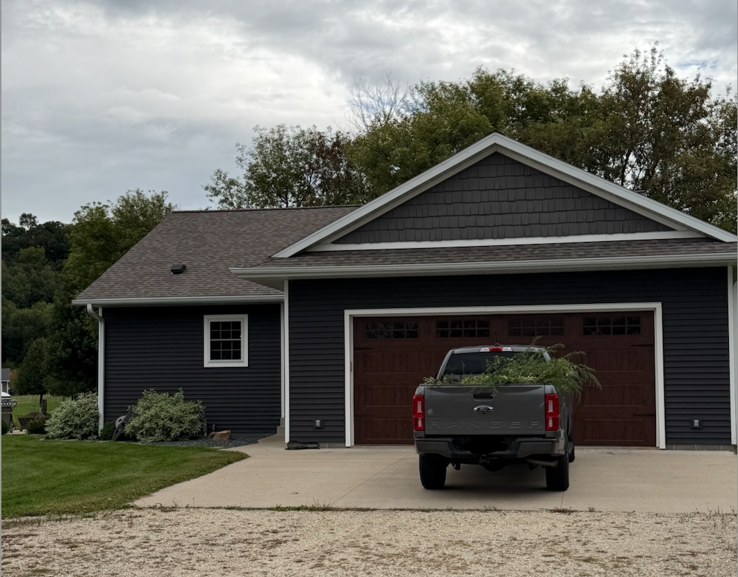 Property Photo:  17 Richland Avenue  MN 55972 