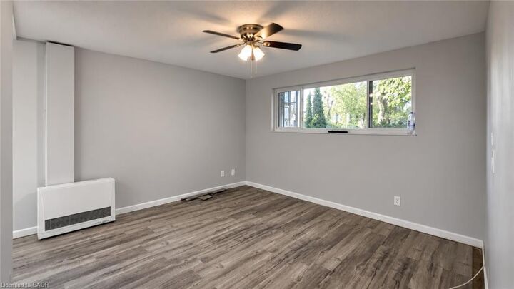 Property Photo:  15 Empire Street B  ON L3B 2L3 