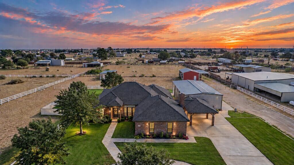 Property Photo:  2117 S County Rd 1122  TX 79706 