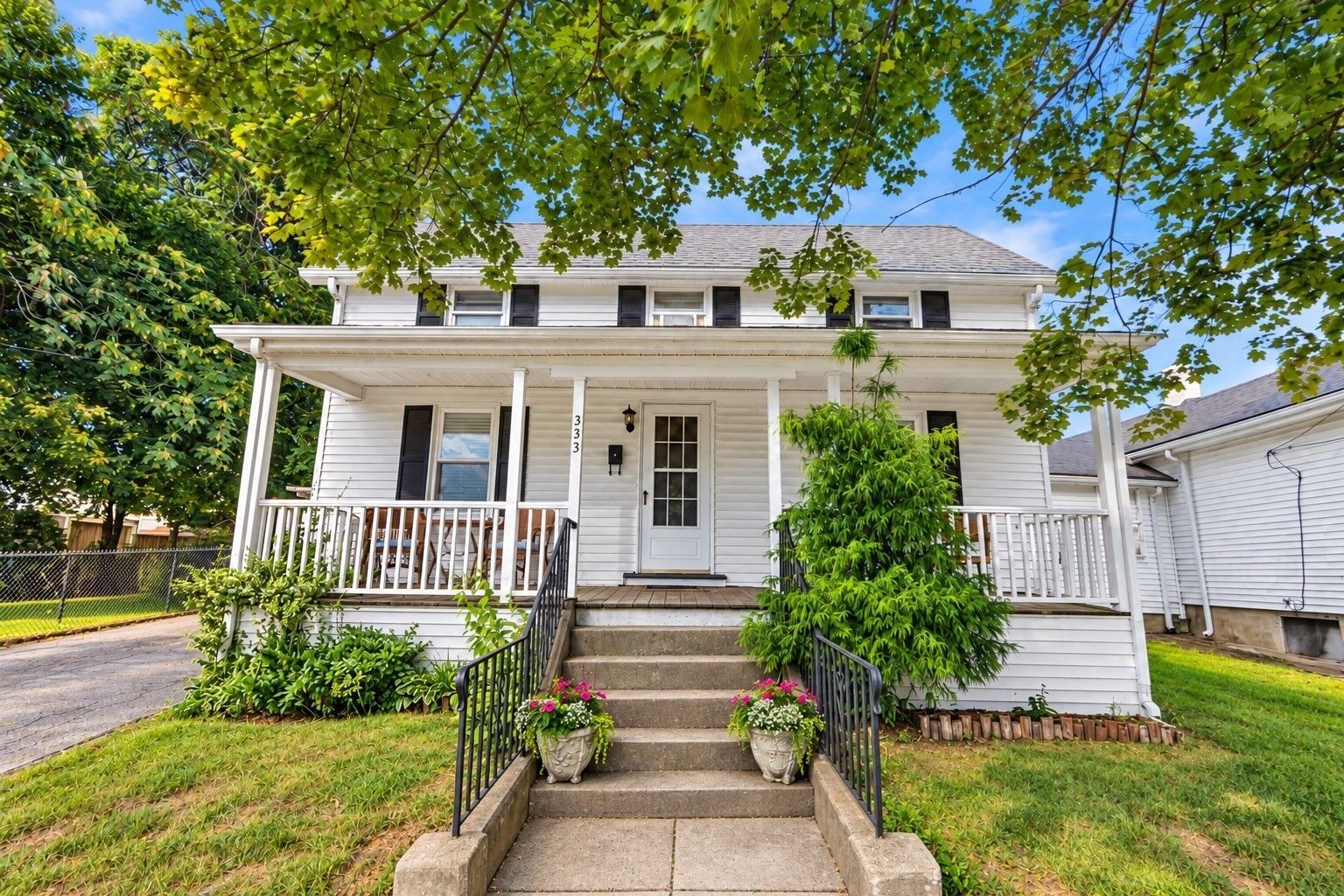 Property Photo: 333 Pearl St MA 02148