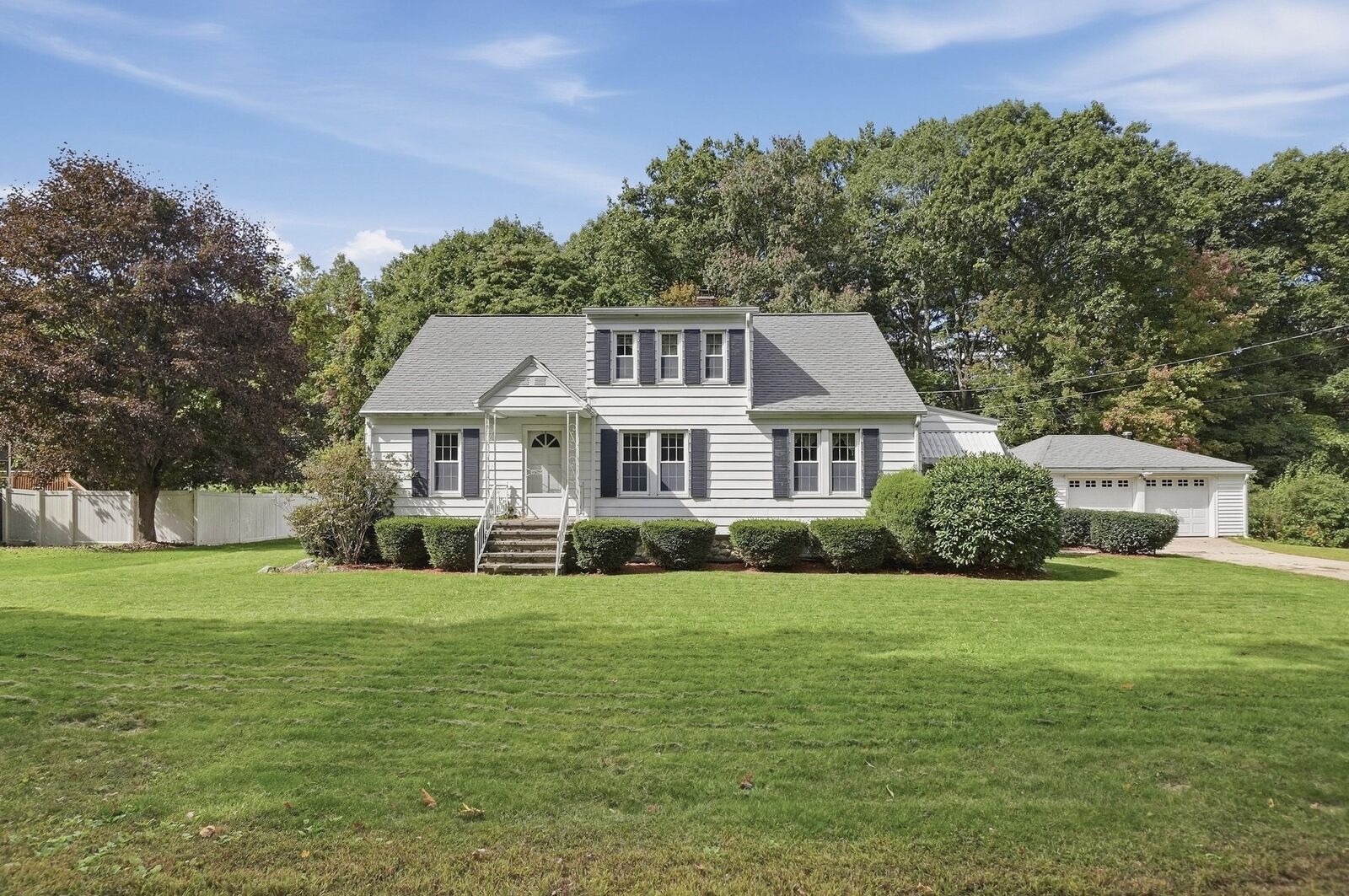 Property Photo:  416 Rochdale St  MA 01501 