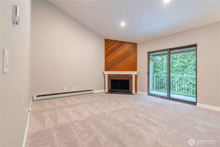 Property Photo:  5502  220th Street SW D 205  WA 98043 