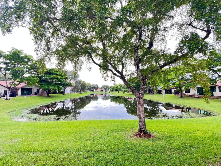 Property Photo: 4803 Boxwood Circle FL 33436